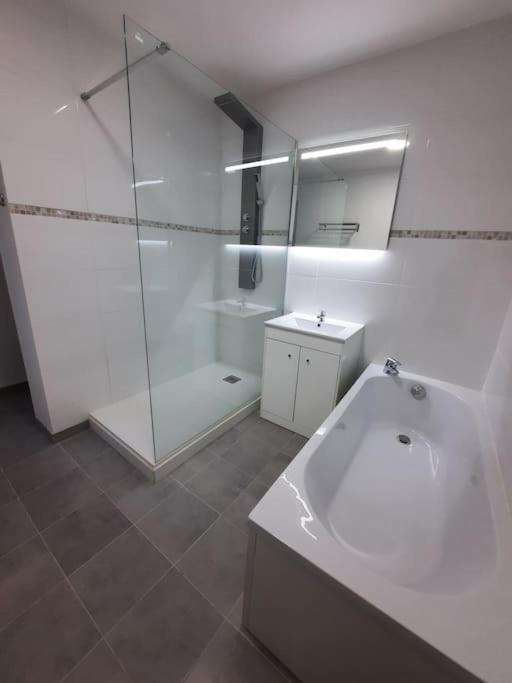 Appartement Calais Esterno foto